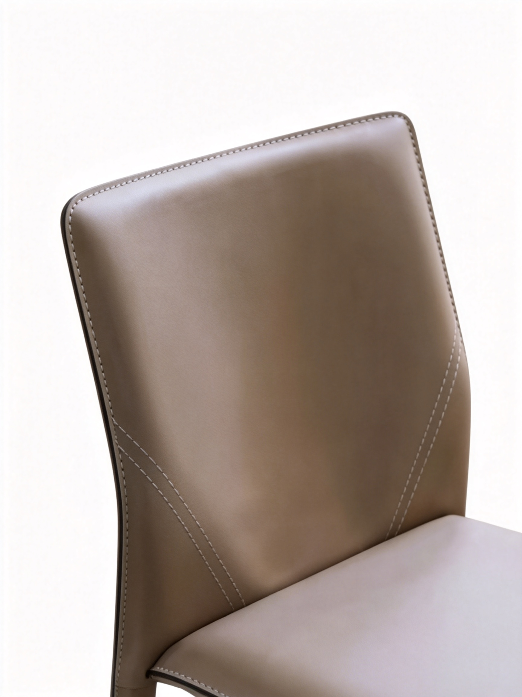 ARCO Saddle Leather Dining Chair