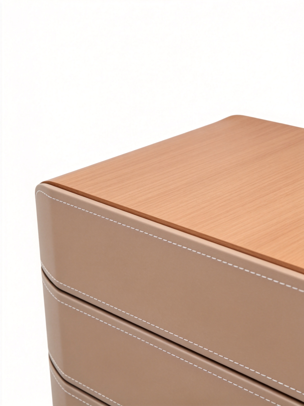 AVARO Walnut Veneer & Saddle Leather Chest of Drawers