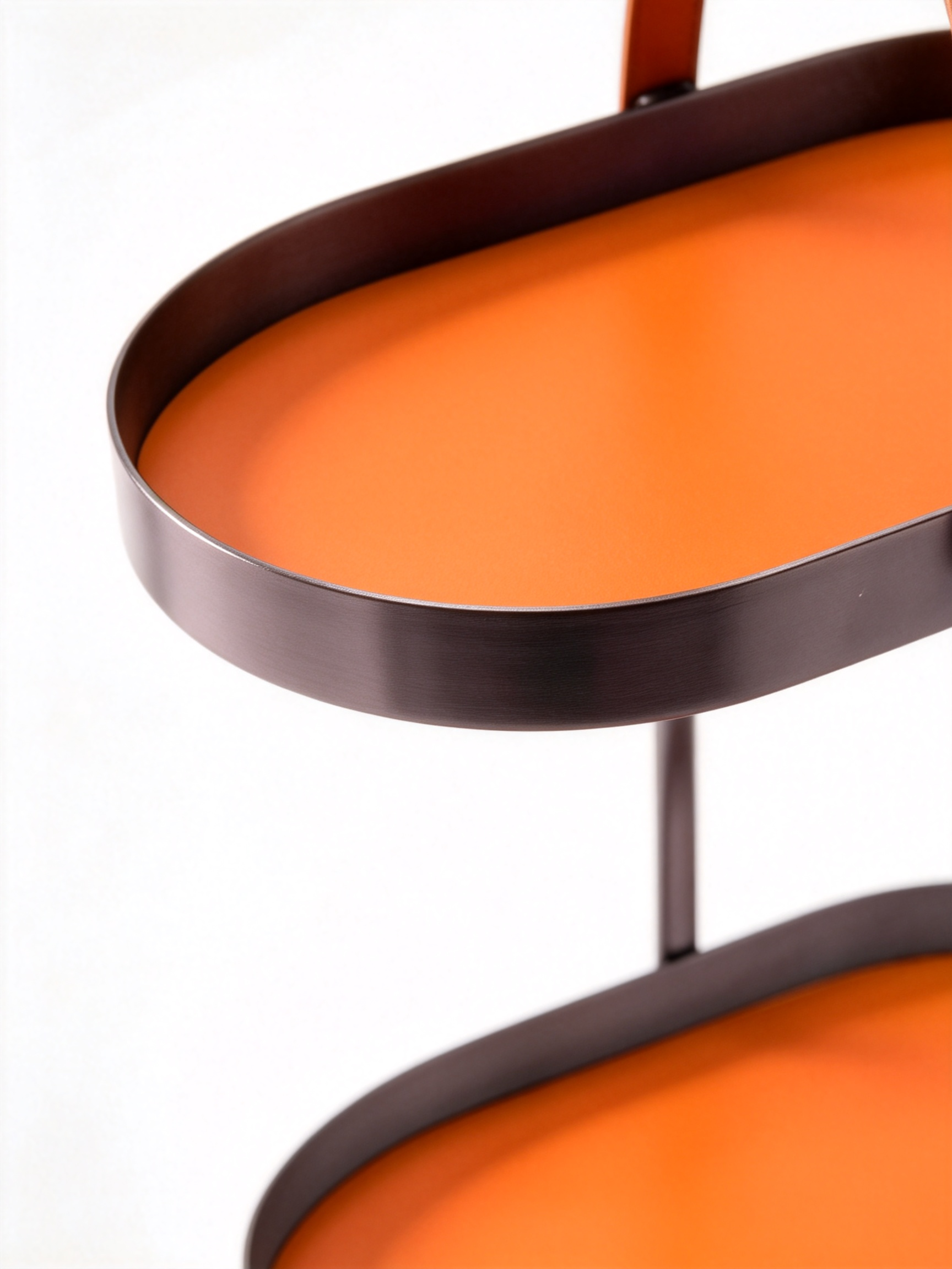 CARRY Saddle Leather & Black Titanium Side Table