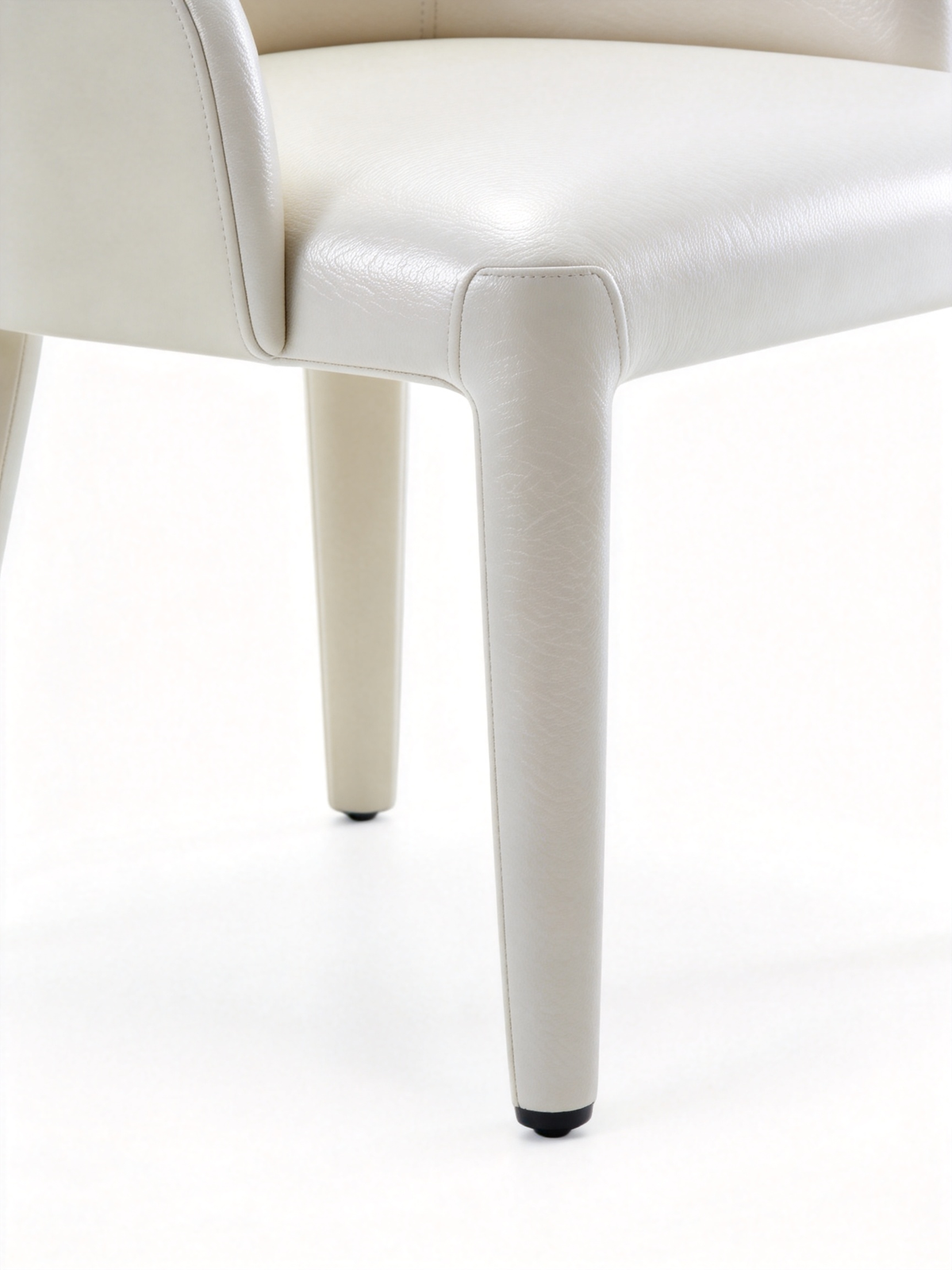 AVINA pearl white Leather Dining Chair