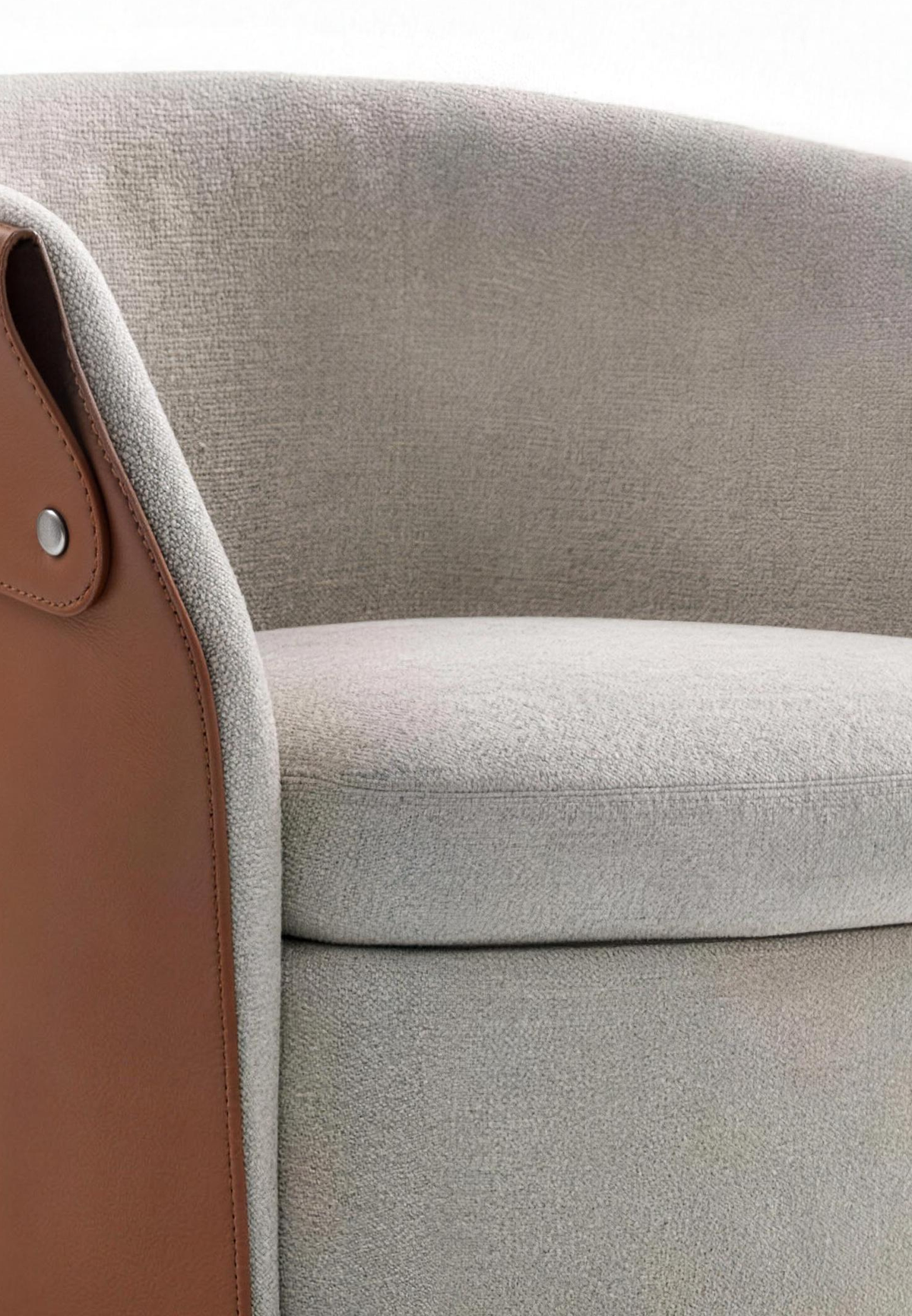 ORINO Saddle Leather Swivel Lounge Chair