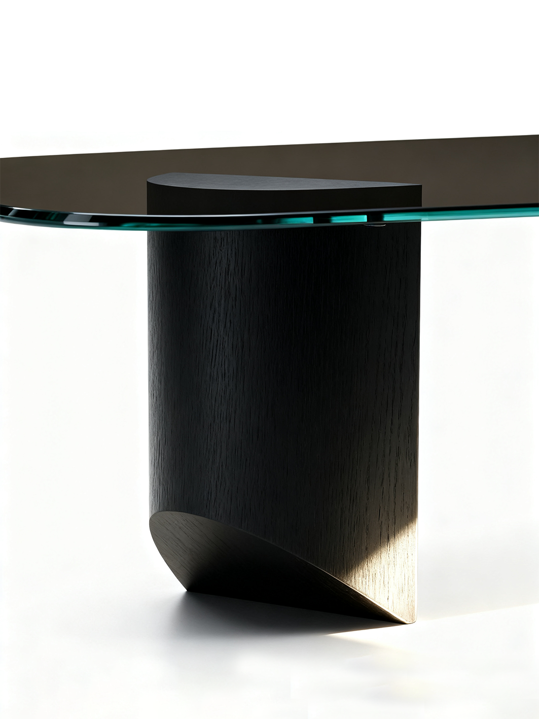 SOLEN Smoked Glass Dining Table