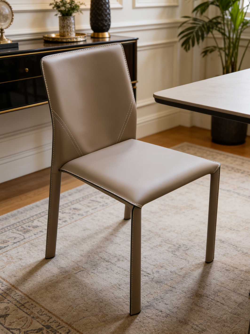ARCO Saddle Leather Dining Chair