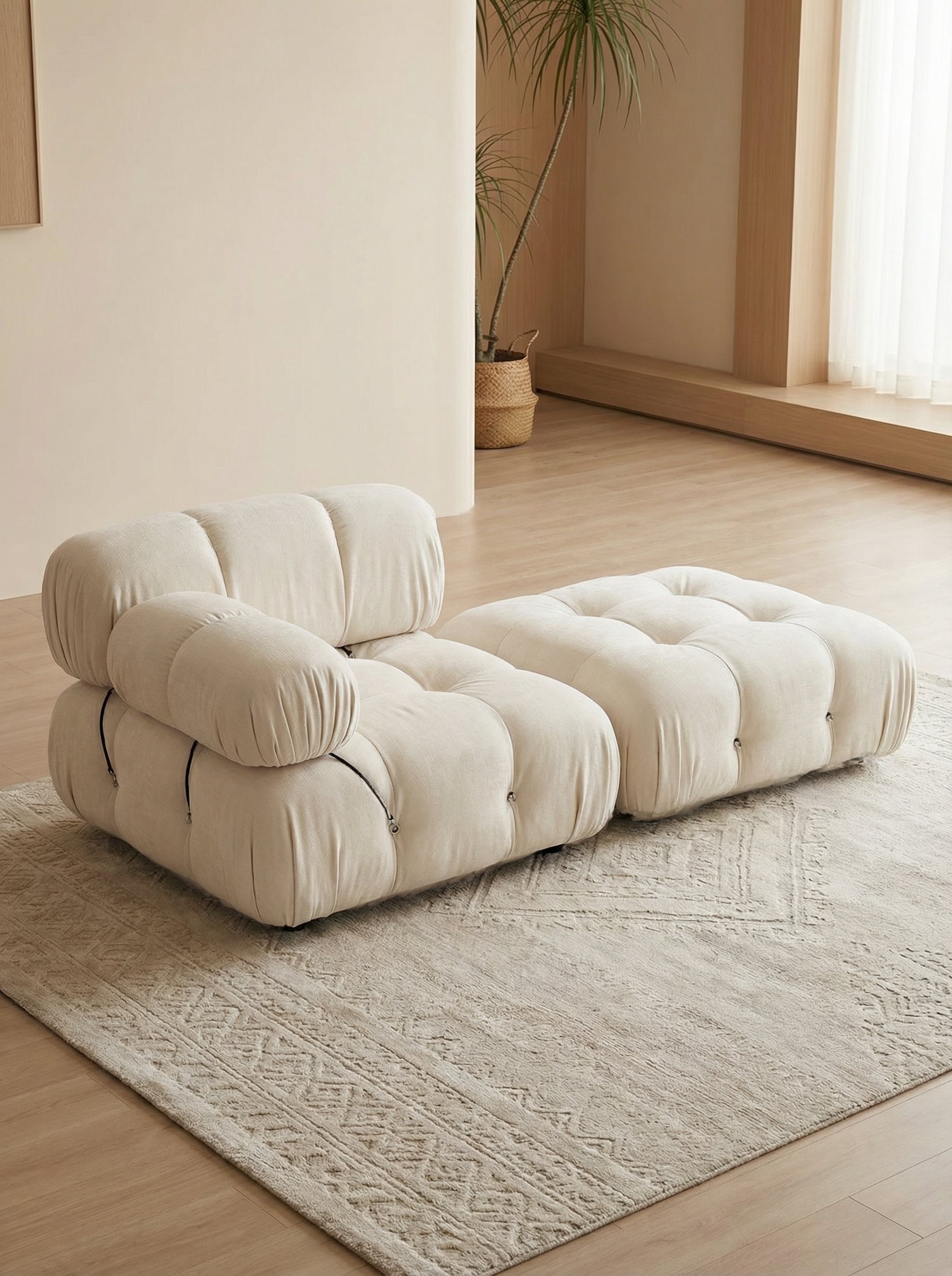 NIDO Ivory Curved Ottoman